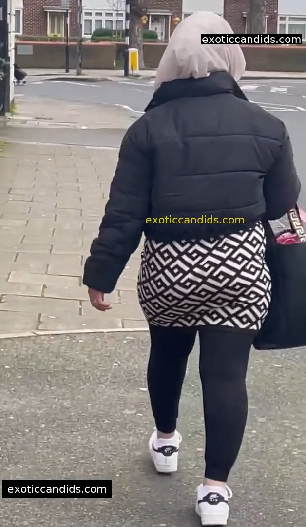 Horny hijabi Candid Ass