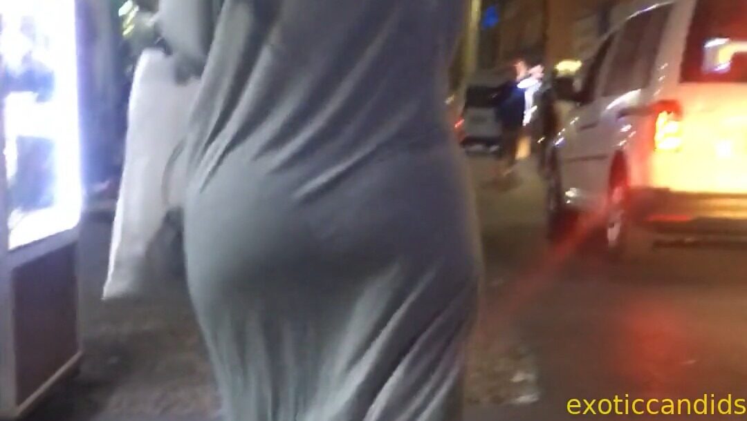 Morrocon hijabi candid ass